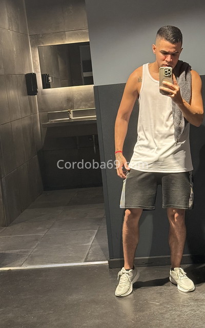Jefrey, colombiano. 637120668. Citas en CÓRDOBA, CÓRDOBA. www.cordoba69.com.