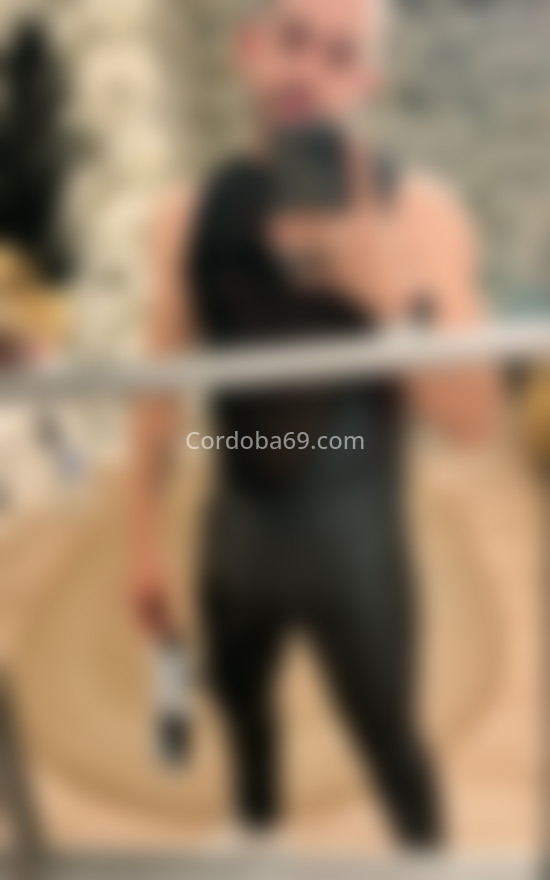 Santiago, latino. 612553224. Citas en CÓRDOBA, CÓRDOBA. www.cordoba69.com.
