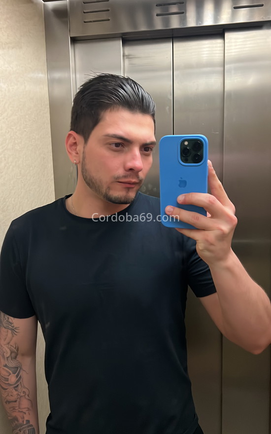 Felipe, colombiano recién llegado. 624048920. Citas en CÓRDOBA, CÓRDOBA. www.cordoba69.com.