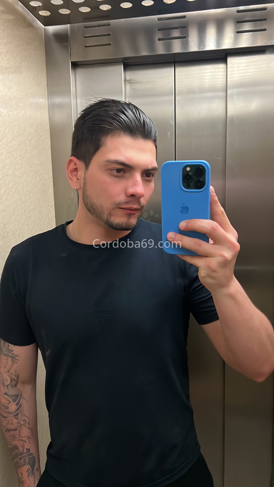 Felipe, colombiano recién llegado. 624048920. Citas en CÓRDOBA, CÓRDOBA. www.cordoba69.com.