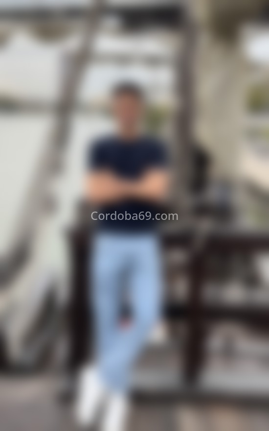 Darius, joven colombiano . 643788727. Citas en CÓRDOBA, CÓRDOBA. www.cordoba69.com.