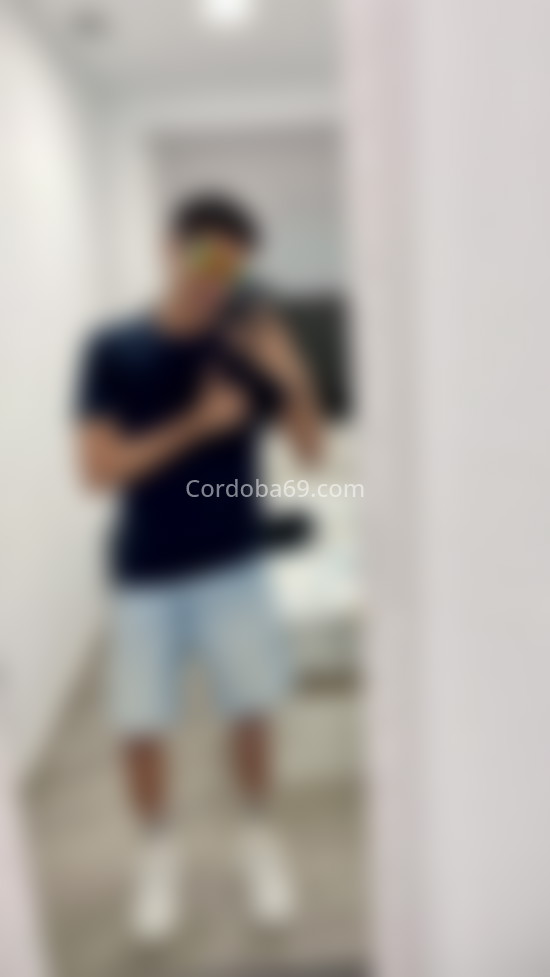 Darius, joven colombiano . 643788727. Citas en CÓRDOBA, CÓRDOBA. www.cordoba69.com.