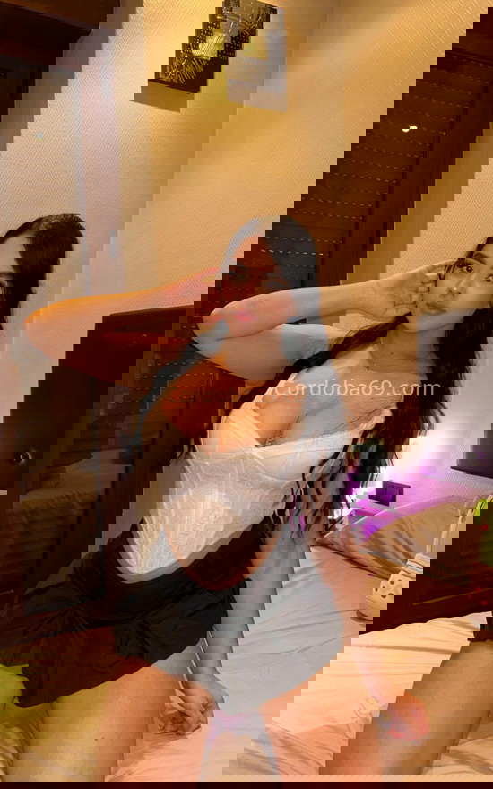 Michelle, joven latina fiestera. 604281408. Citas en CÓRDOBA, CÓRDOBA. www.cordoba69.com.